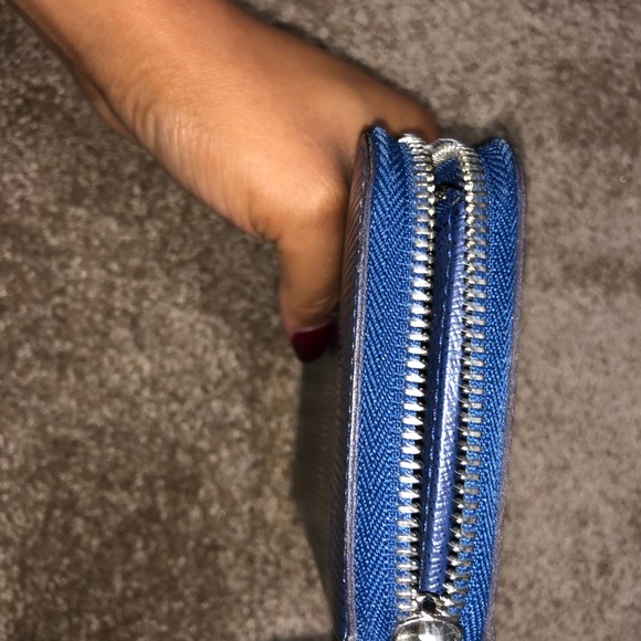Louis vuttion zippy wallet - Picture 3 of 6